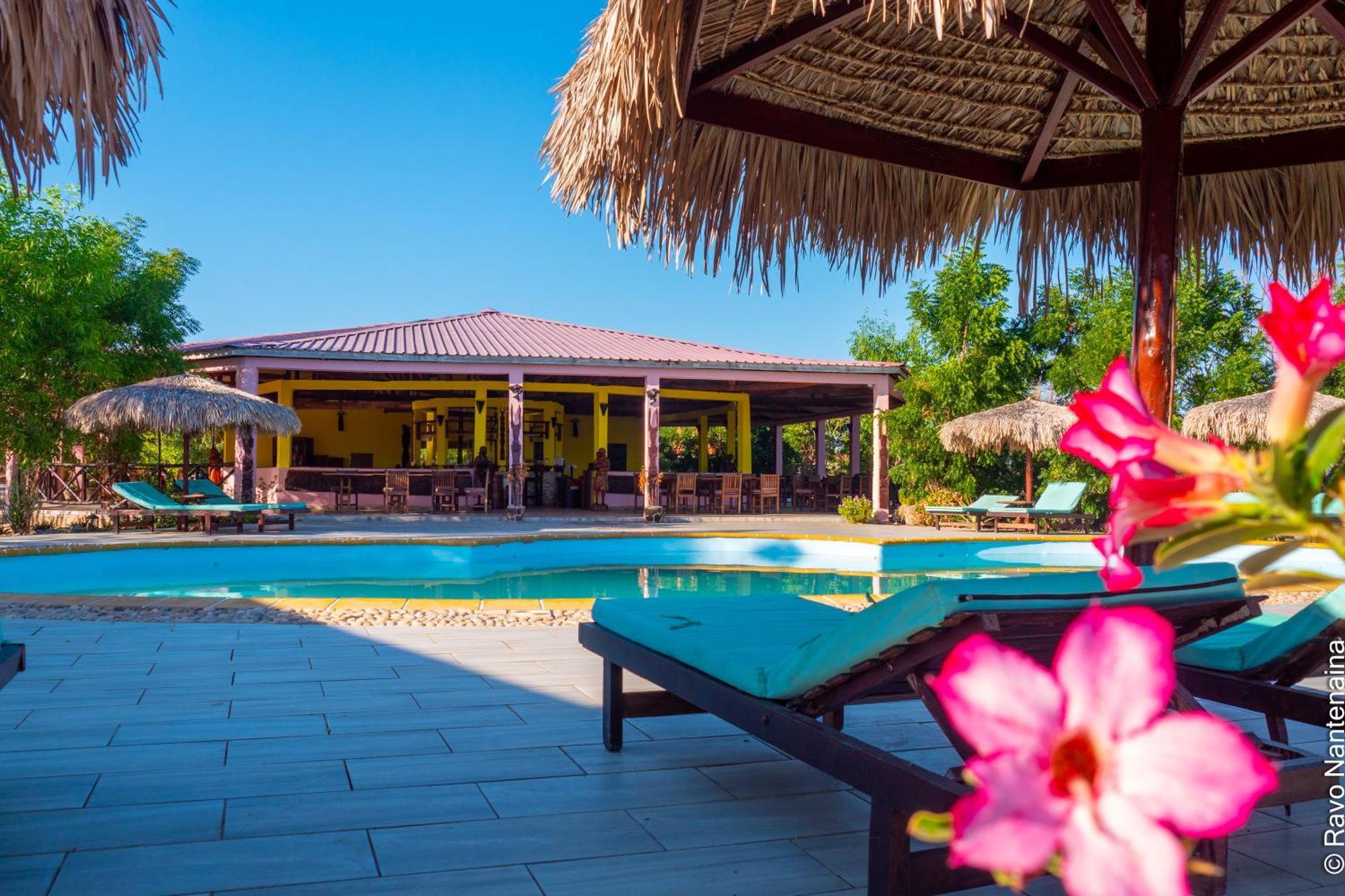Eden De La Tsiribihina Hotel Miandrivazo Exterior photo